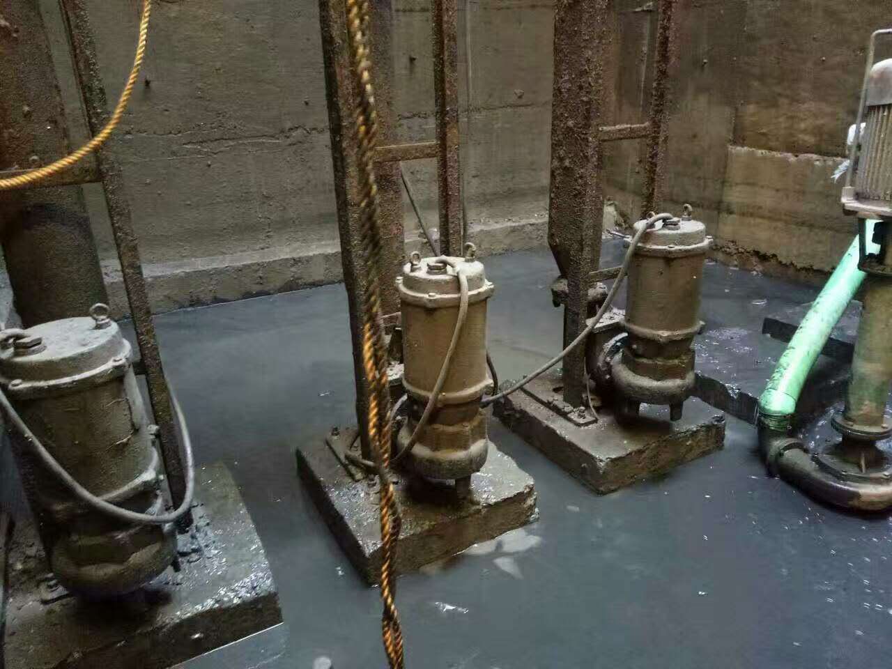 江海污水池清理